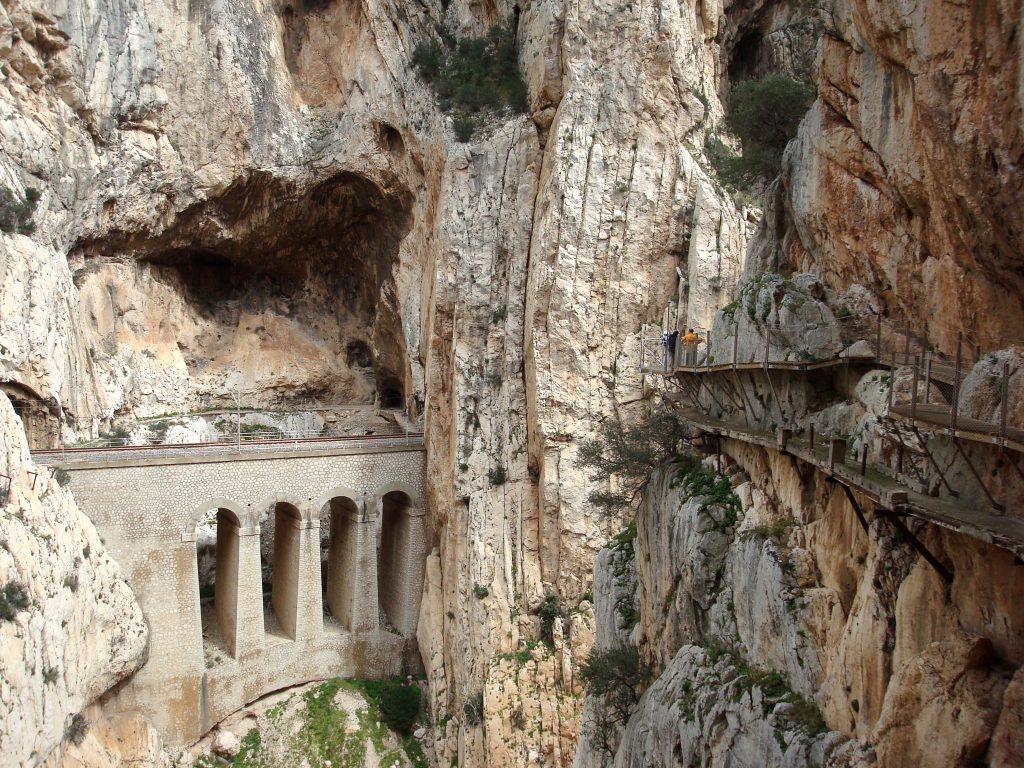 CaminitodelRey_Travelwoman_8