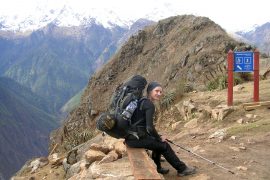 Mein schwerer Rucksack und ich am Choquequirao Trek in Peru