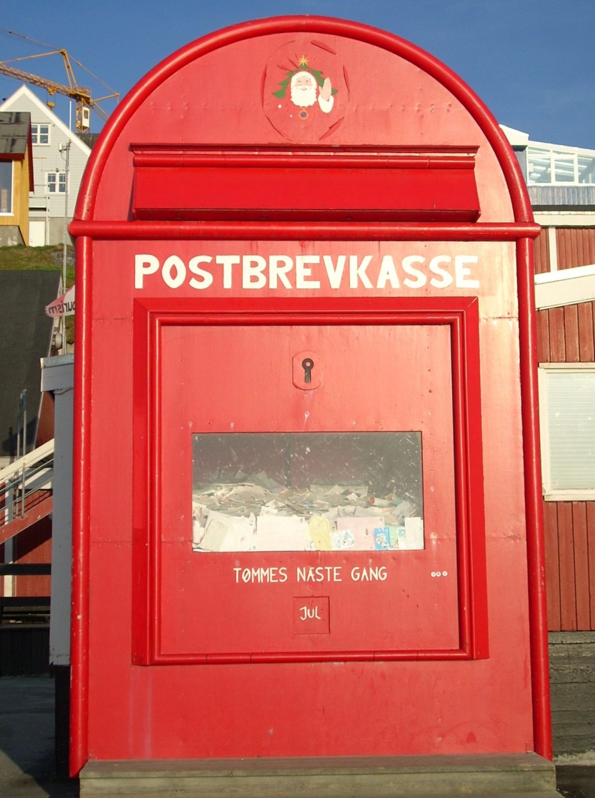 Der rote Weihnachtsmann-Briefkasten von Santa Claus in Nuuk