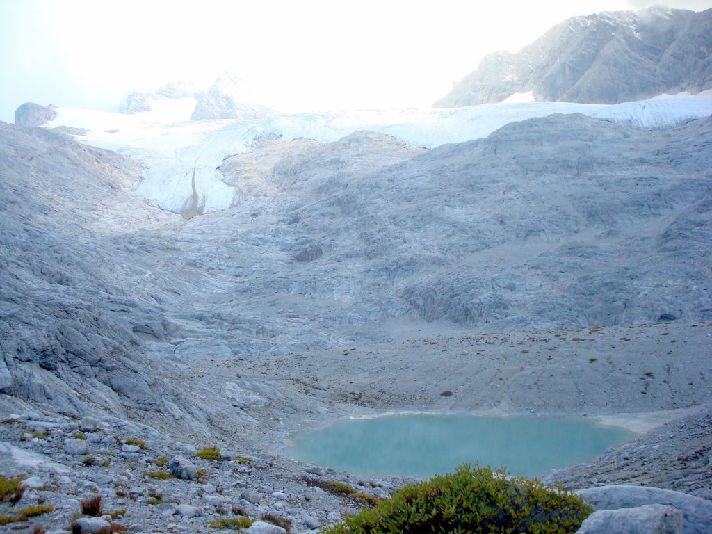 Im Gjaidkar mit Blick auf Hallstätter Gletscher