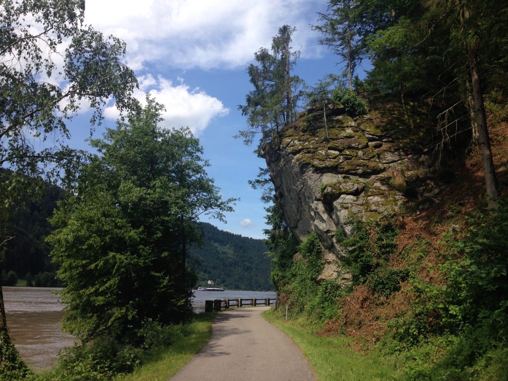 Donauradweg_ZwSchloegenUntermuehl