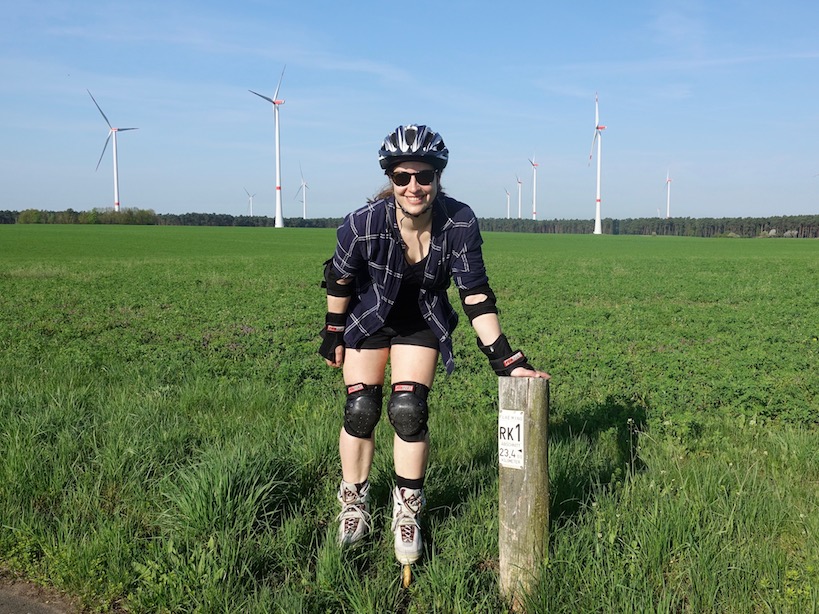 Flaeming Skate: Windräder am Weg