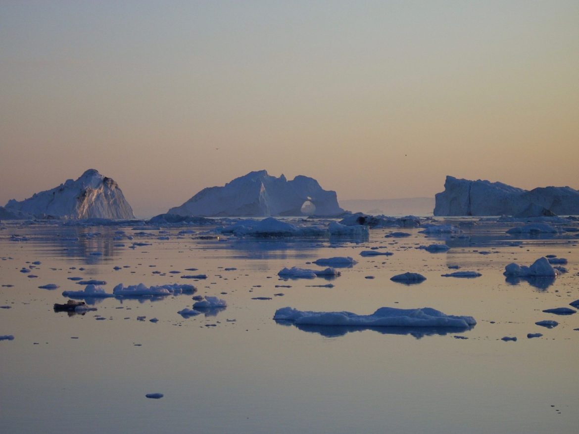 Illulisat: Eisberge zum Mitternachtssonnenuntergang