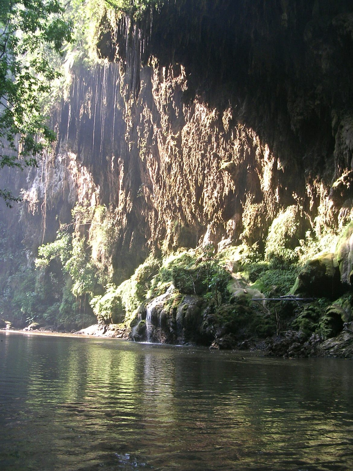 Fluss bei Um Phang