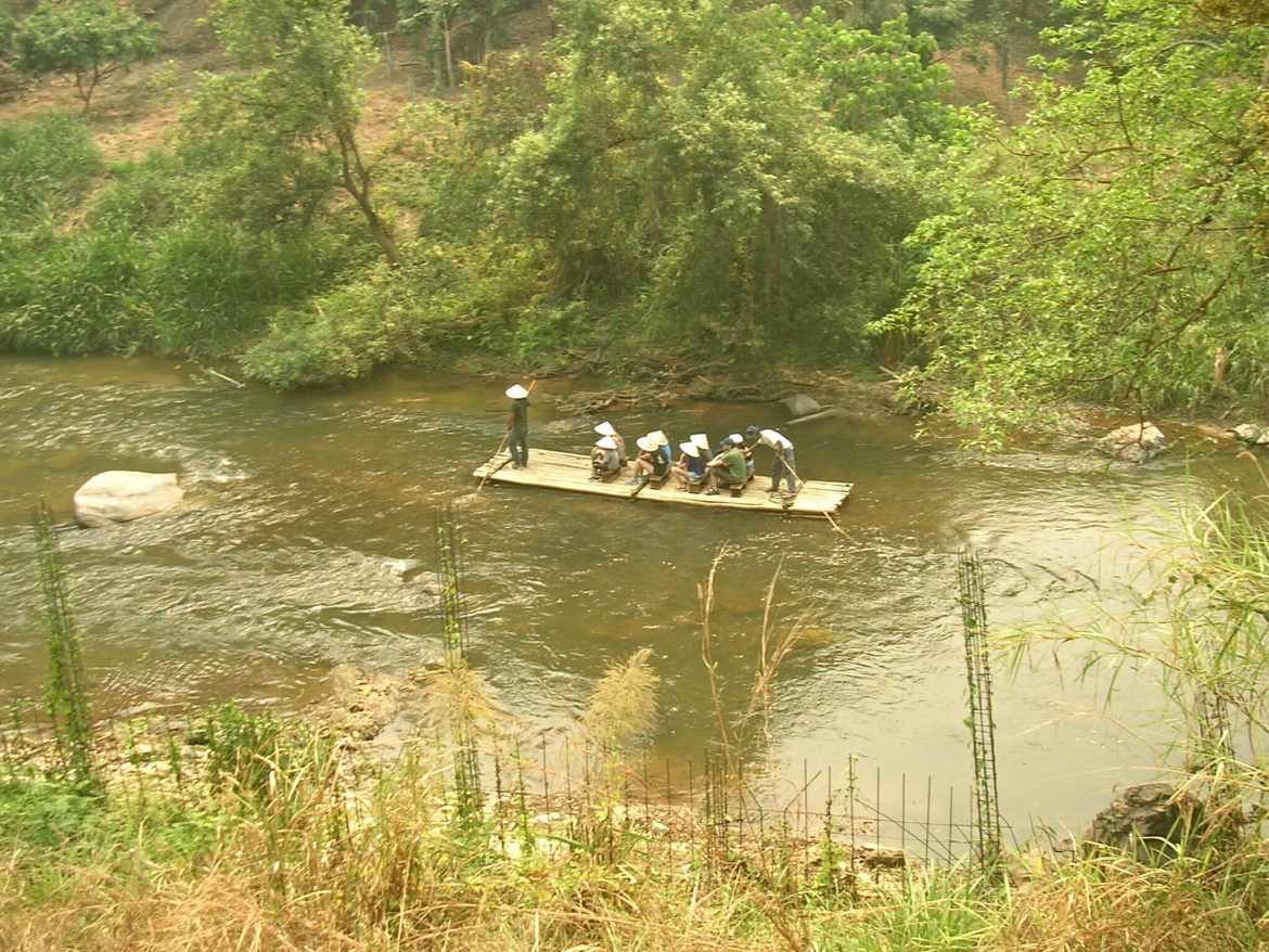 Bambusboot bei Chiang Mai