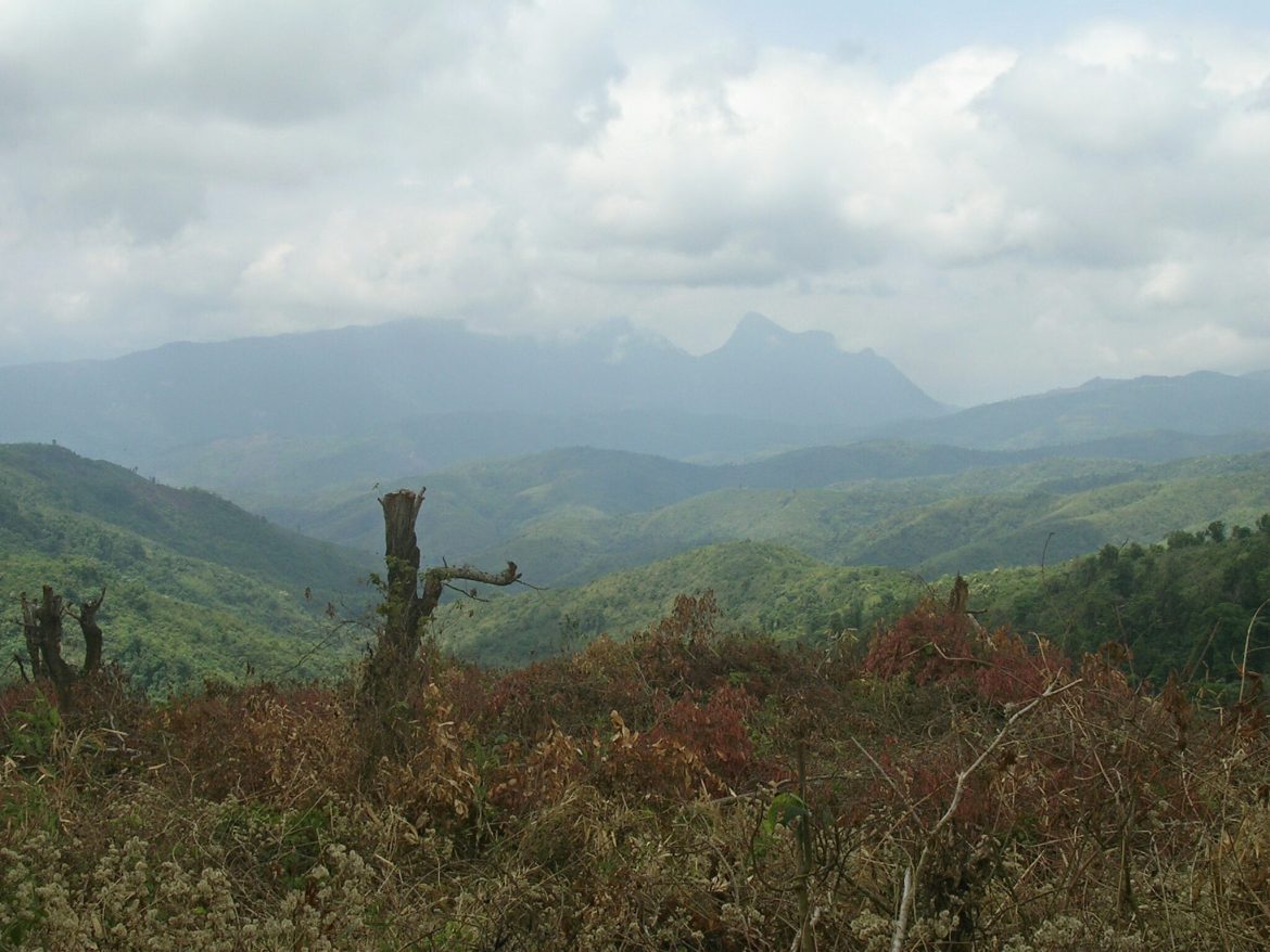 Landschaft beim Wandern bei Muang Ngoi Neua