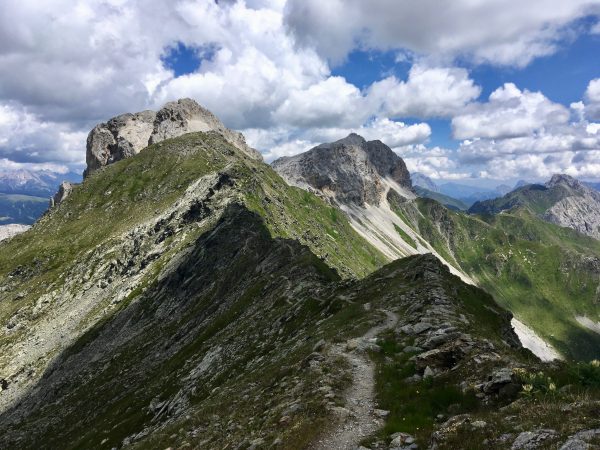 Berggrat am Karnischen Höhenweg