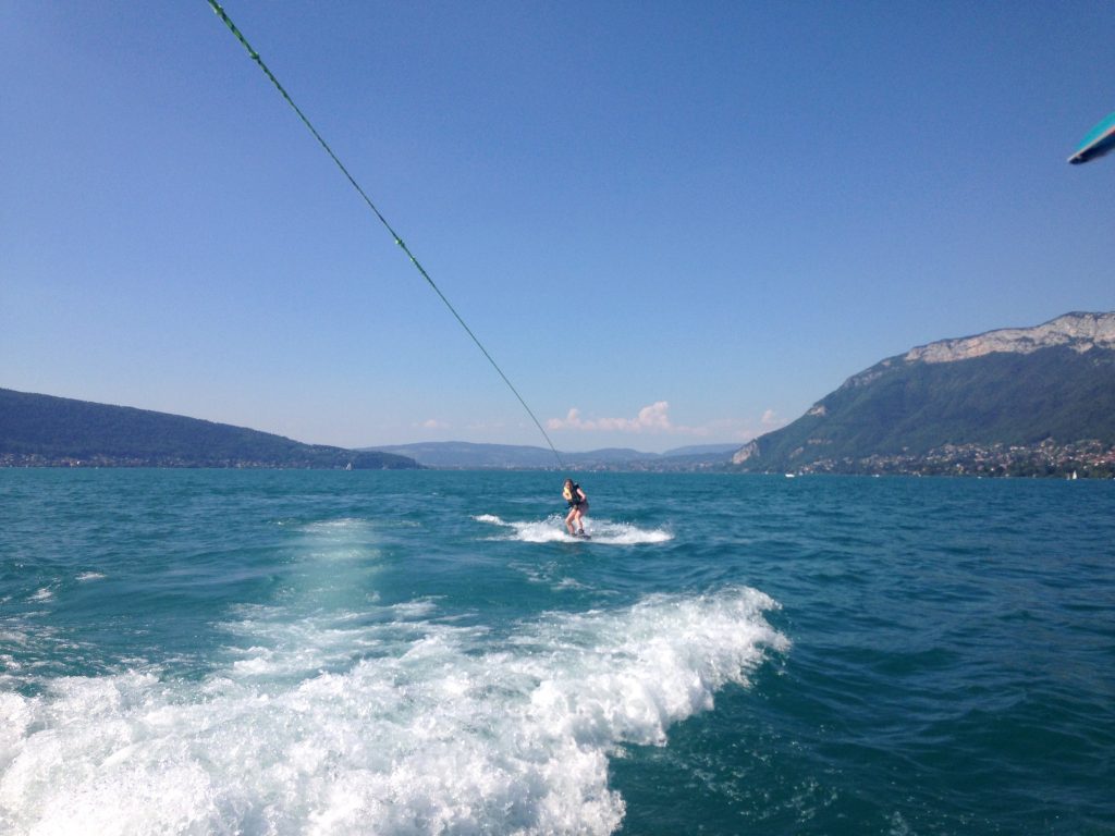 Wakeboarden am Lac d'Annecy