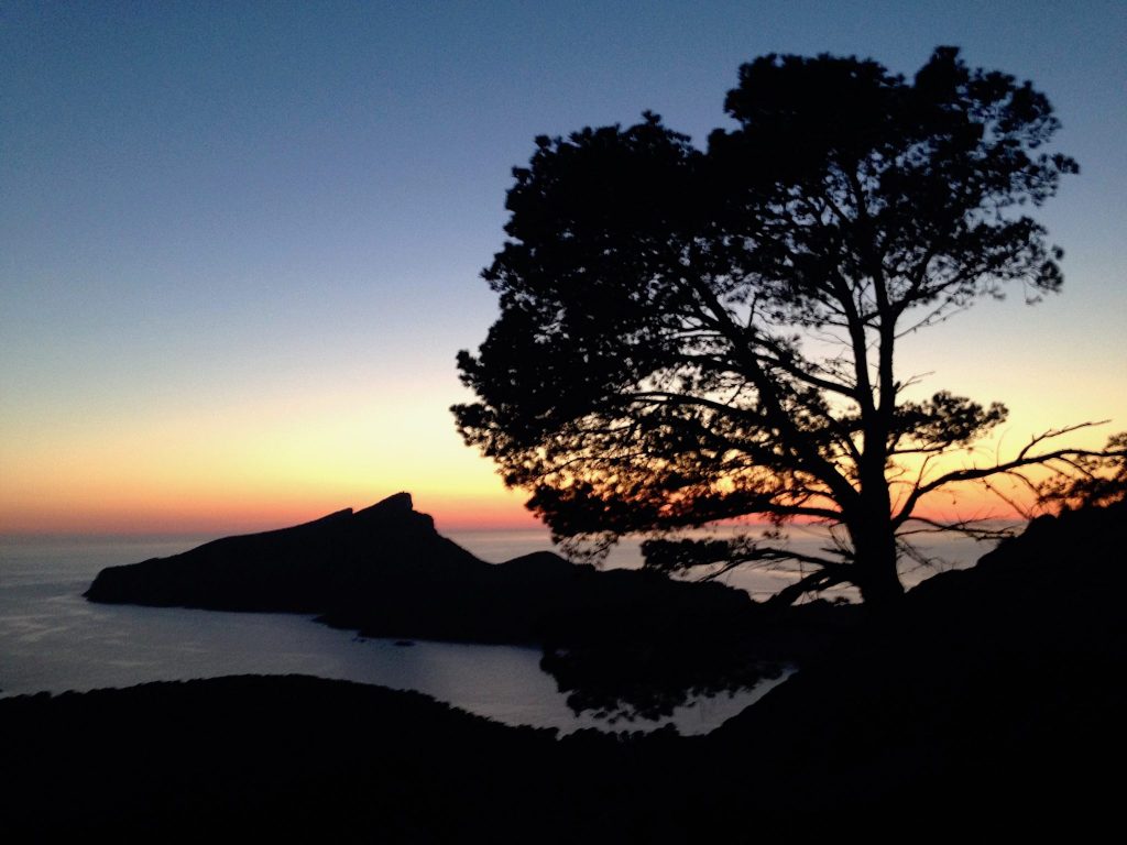 Sonnenuntergang bei Sant Elm auf Mallorca