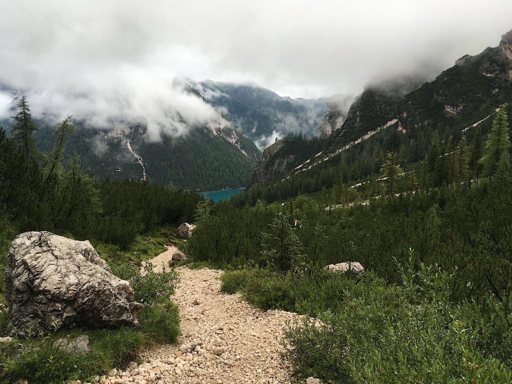 Pragser Wildsee: Pragser Wildsee im Tal